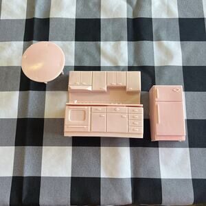VTG 50s MCM Miniature Pink Plastic Kitchen Doll House Set Fridge Table Stove